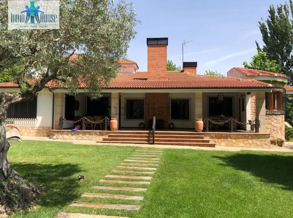 Jardí de Casa o xalet en venda en  Albacete Capital amb Aire condicionat, Jardí privat i Terrassa