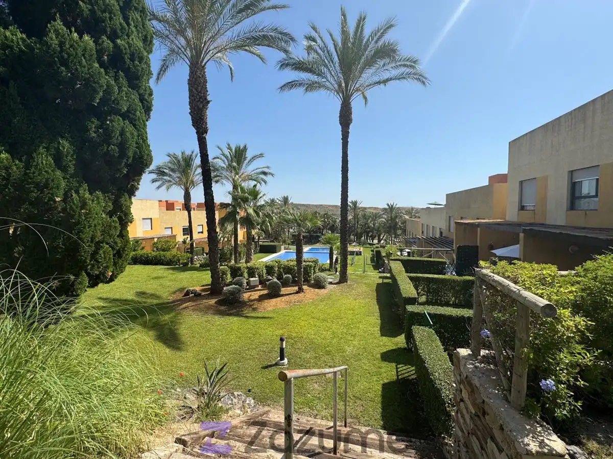 Detached homes for rent in Av. Valle del Sol, Golf Valle Este