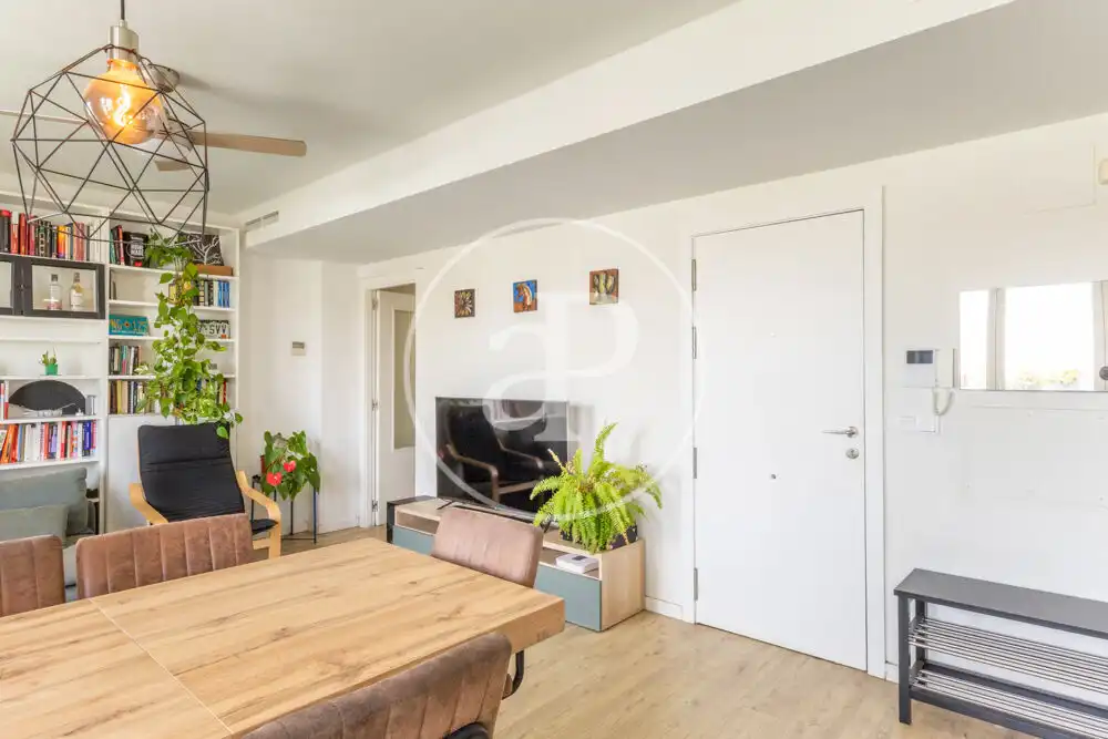 Wohnzimmer von Dachboden zum Verkauf in Valencia mit Klimaanlage, Heizung und Privatgarten