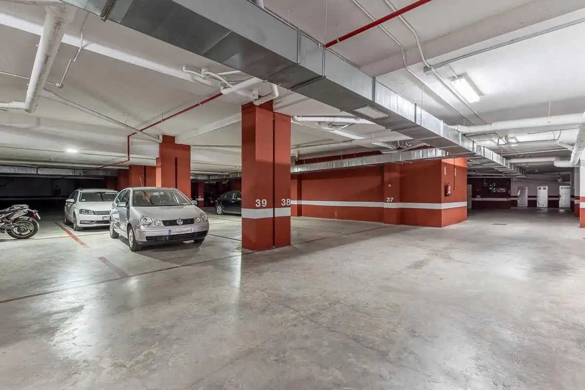 Parking of Attic for rent in Churriana de la Vega  with Air Conditioner, Heating and Terrace