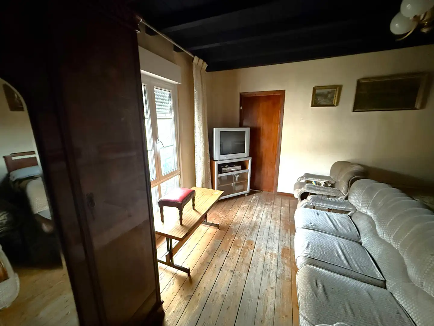 Sala de estar de Casa adosada en venta en Campoo de Enmedio con Jardín privado, Terraza y Trastero