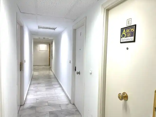 Oficina amb ascensor en venda a Calle Fueros de León 9, imagen 11
