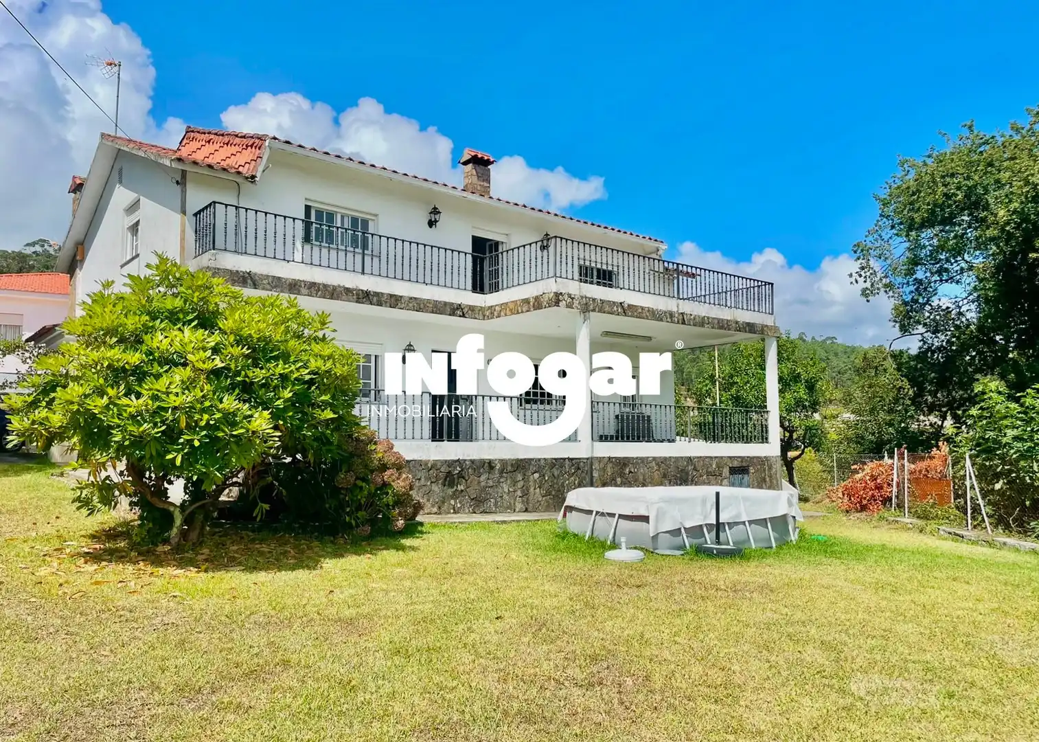 Exterior view of Houses for sale in O Rosal    with Heating, Private garden and Terrace