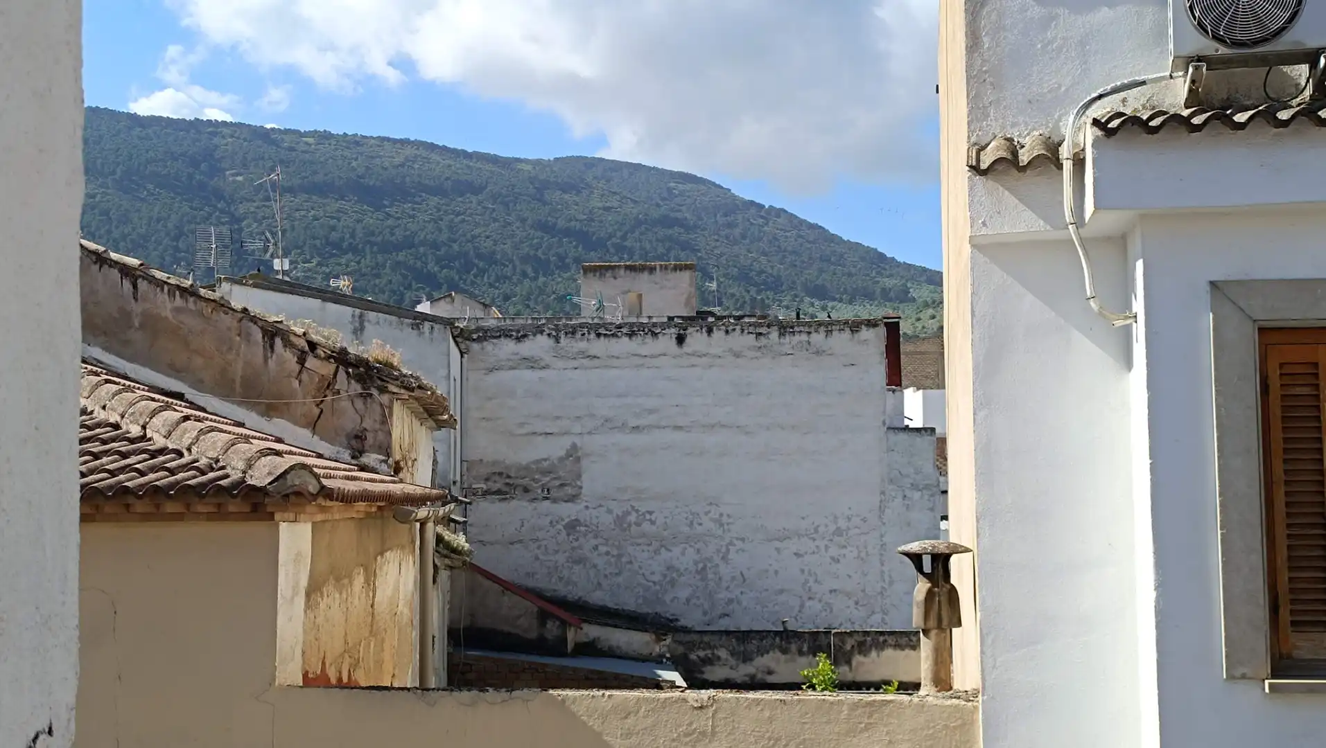 Vista exterior de Casa o xalet en venda en Mancha Real amb Terrassa i Balcó