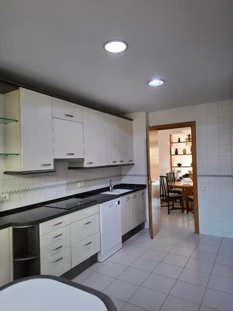 Cocina de Casa adosada en venta en Sabadell con Aire acondicionado, Calefacción y Terraza