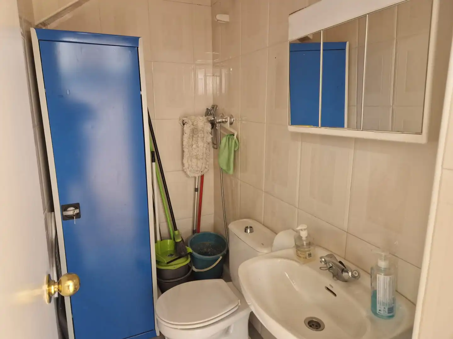 Bathroom of Commercial properties for sale in Sant Andreu de la Barca