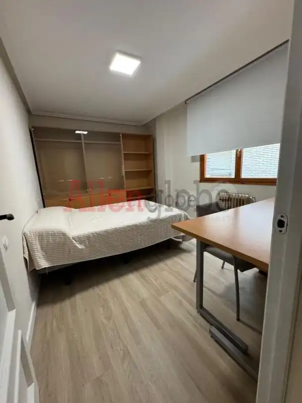 Piso de alquiler en Calle Joaquín Blume, Fozaneldi - Tenderina