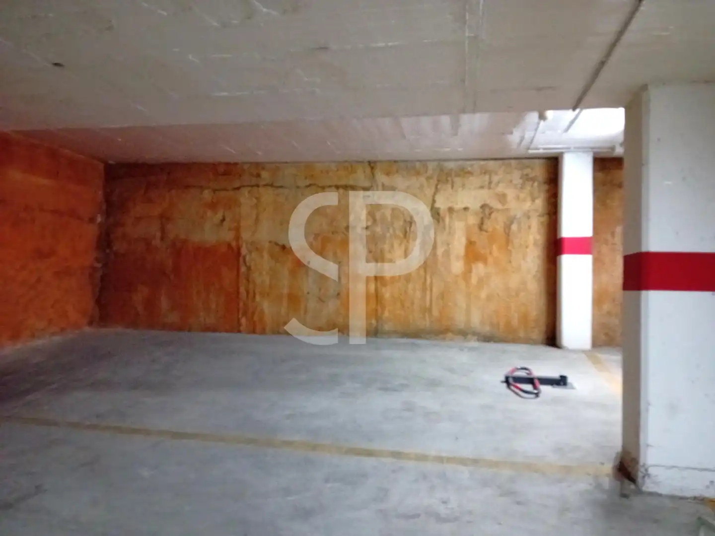 Einzelparkplatz mit Aufzug zum Verkauf in Carrer del Rufo