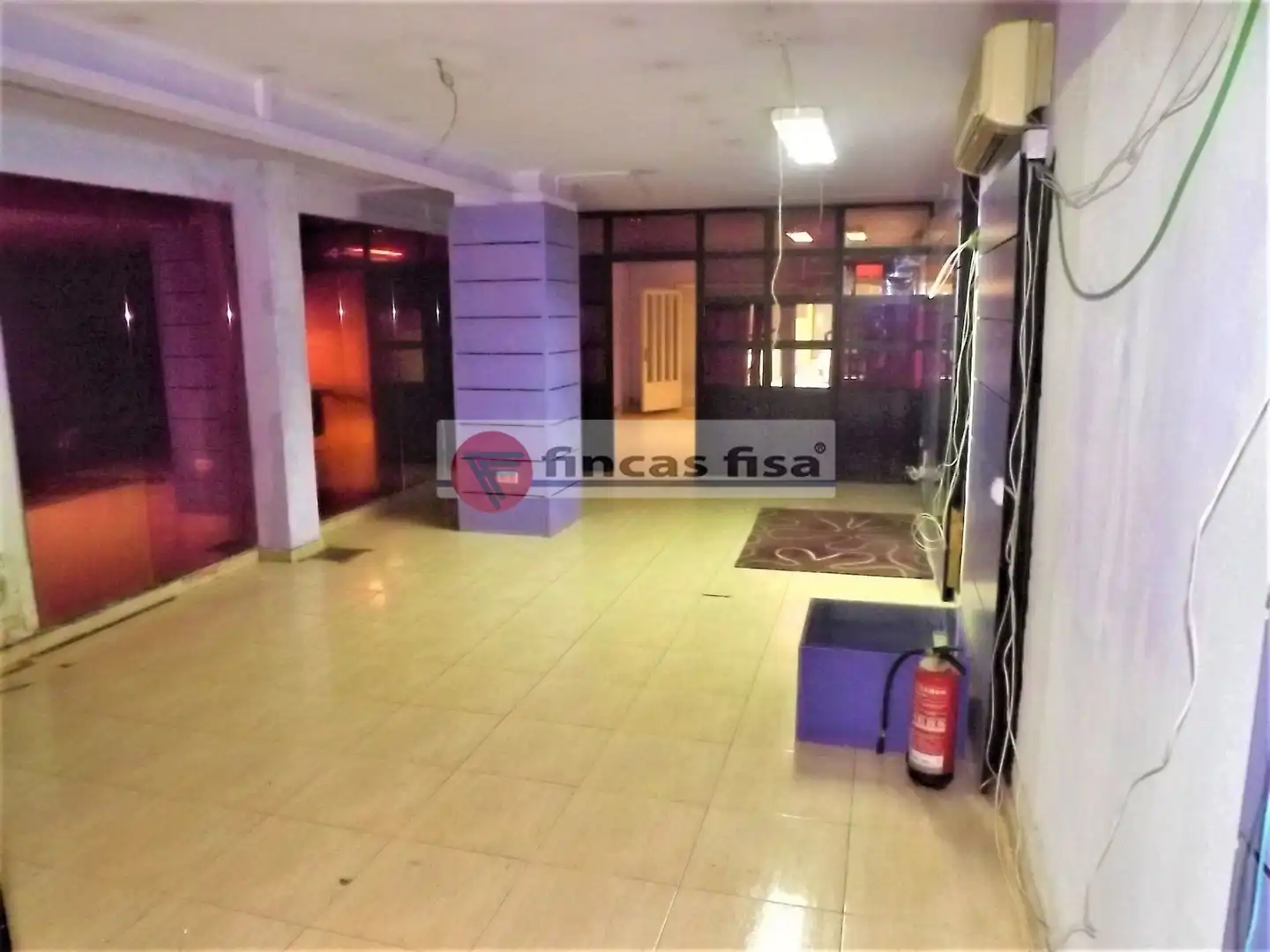 Business premises for sale in Centre - Nucli Antic, imagen 3