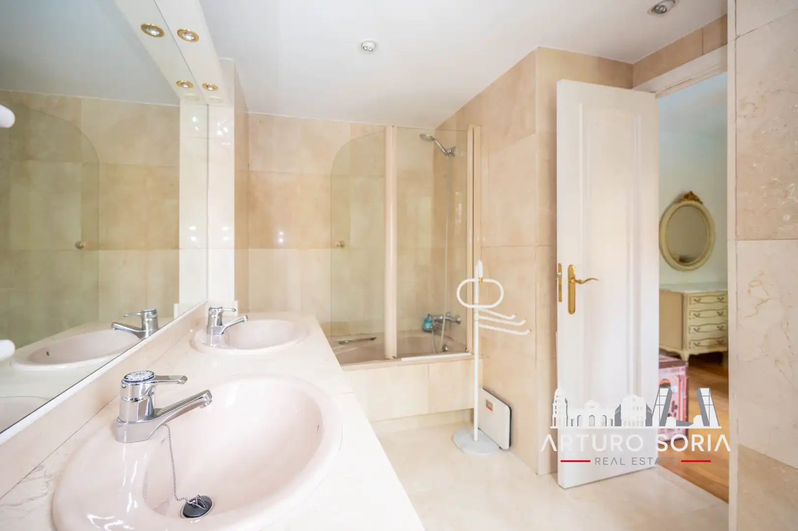 Villa avec piscine à vendre à Ciudad Lineal, imagen 16