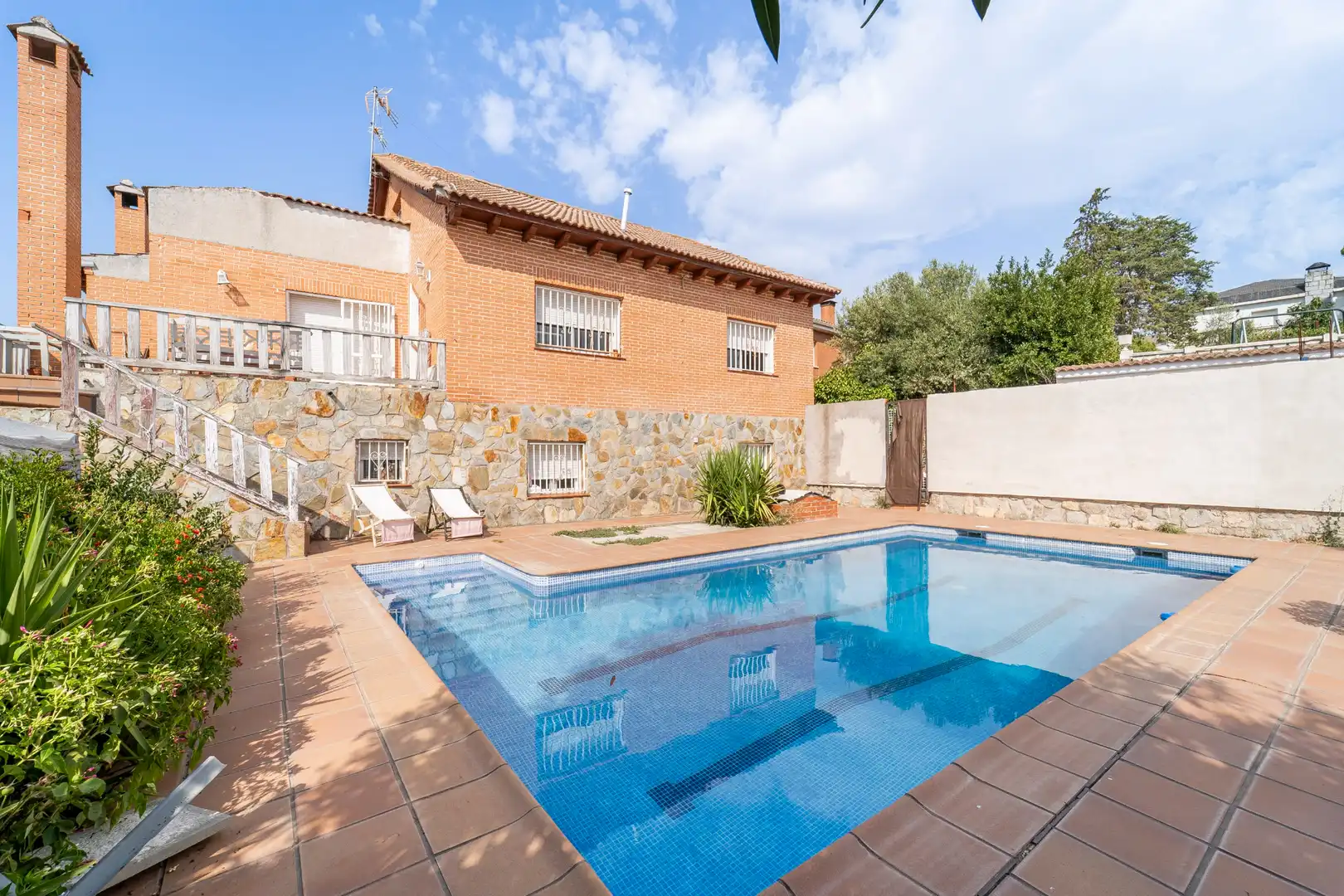 Piscina de Casa o xalet en venda en Casarrubios del Monte amb Aire condicionat, Calefacció i Jardí privat