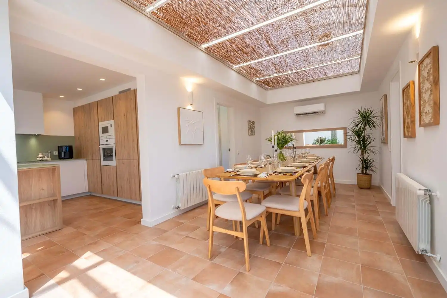 Comedor de Casa o chalet de alquiler en Blanes con Aire acondicionado, Calefacción y Jardín privado