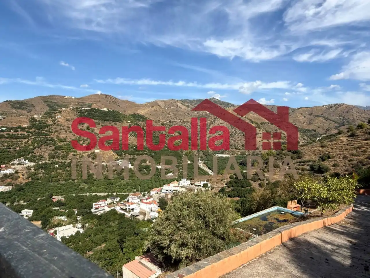 Vista exterior de Finca rústica en venda en Almuñécar amb Jardí privat, Terrassa i Piscina