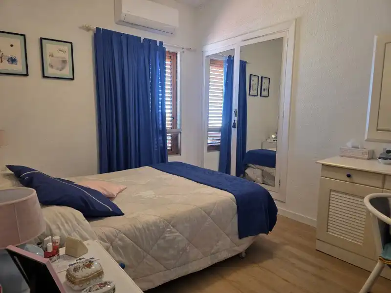Schlafzimmer von Wohnungen zum Verkauf in Cullera mit Klimaanlage, Heizung und Parkett