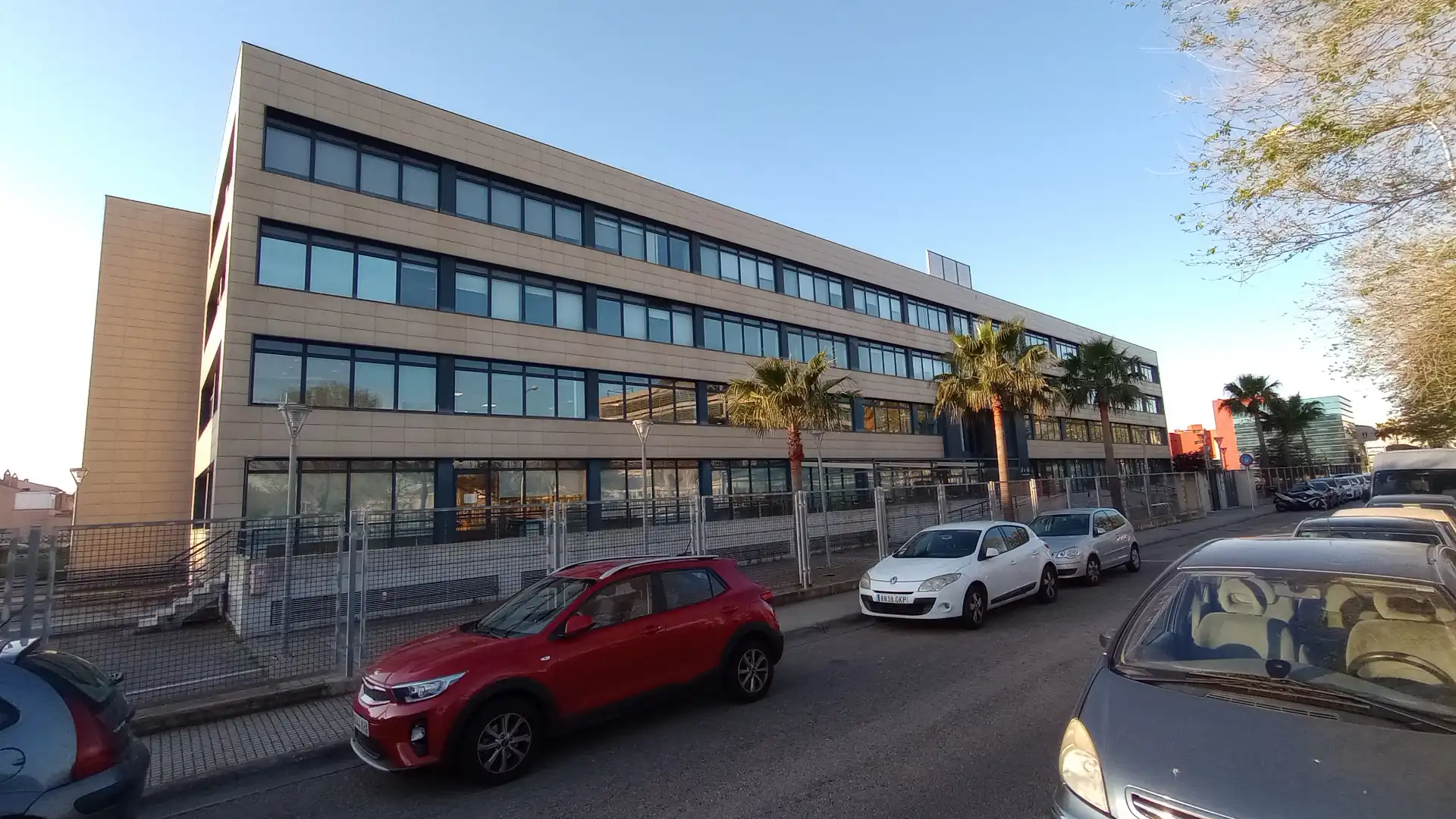 Vista exterior de Oficina de lloguer en  Palma de Mallorca amb Aire condicionat, Calefacció i Moblat