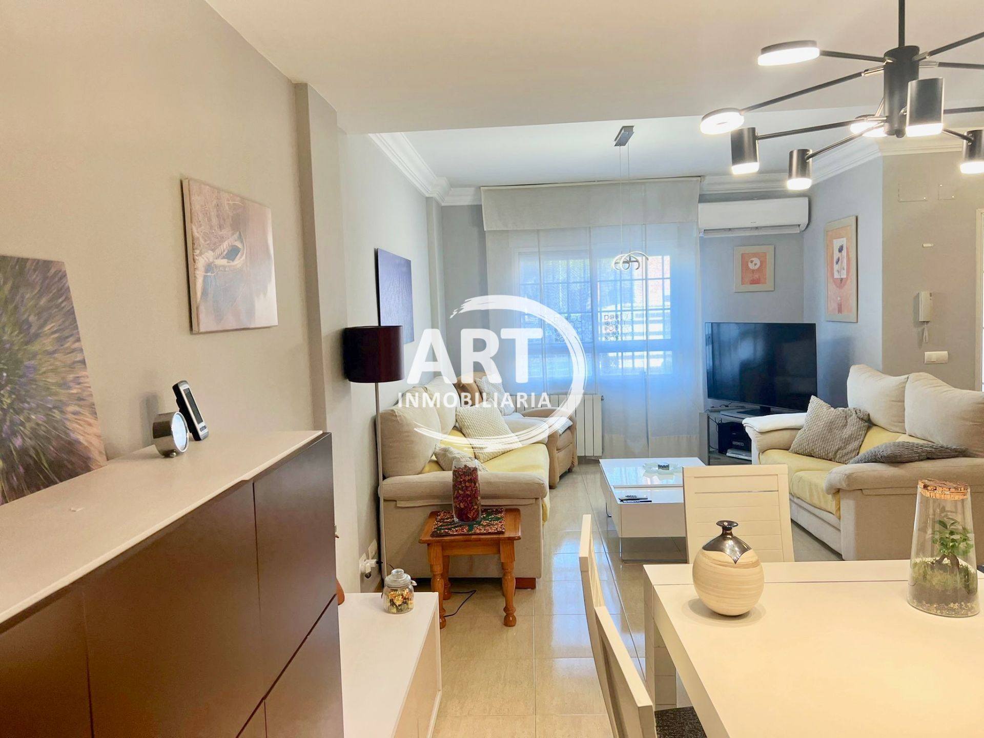 Sala d'estar de Casa adosada en venda en Bétera amb Aire condicionat, Calefacció i Terrassa