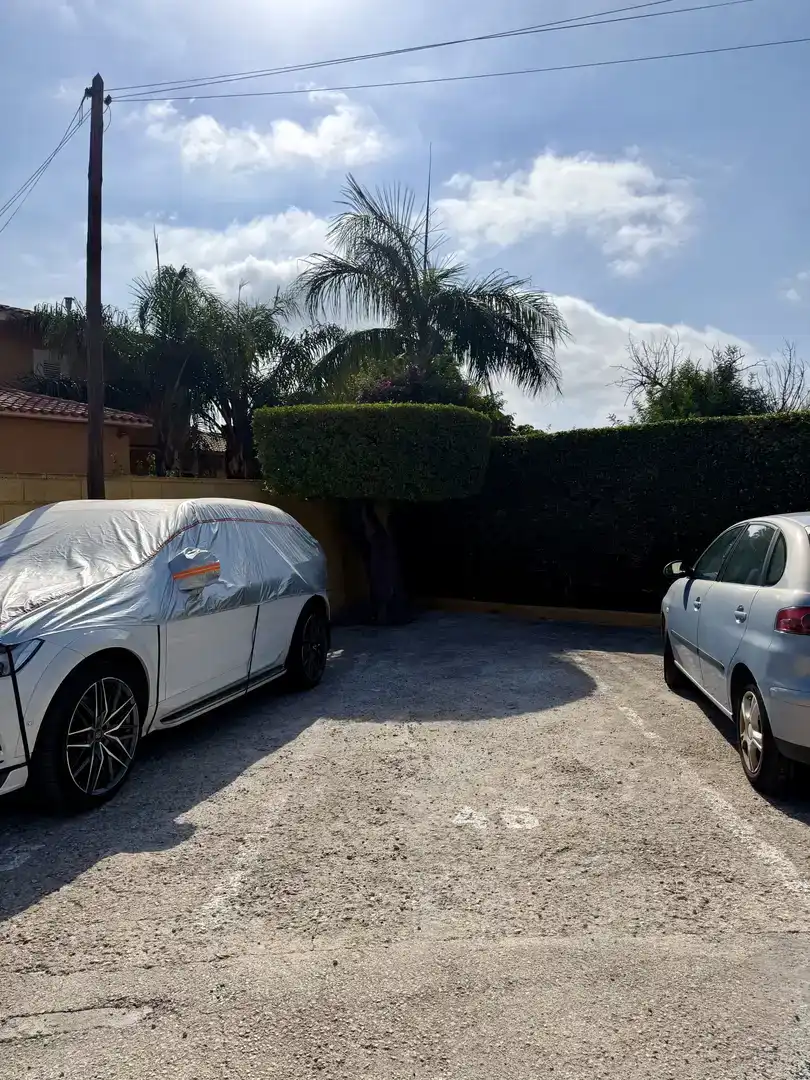 Aparcament de Casa adosada en venda en Sant Joan d'Alacant amb Piscina i Balcó