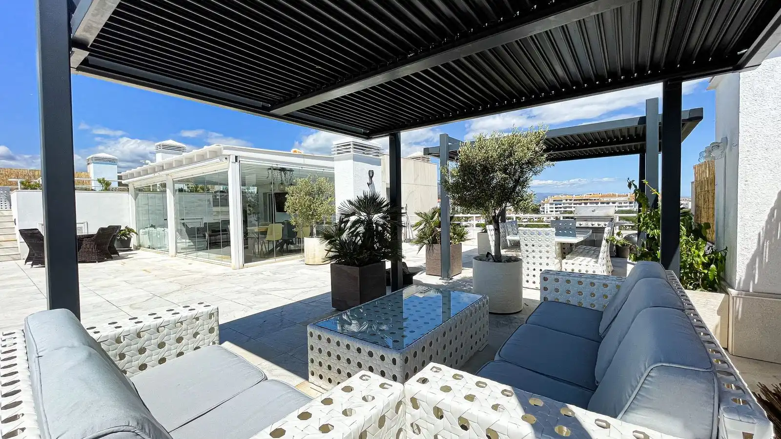 Terrassa de Àtic de lloguer en Marbella amb Aire condicionat, Terrassa i Moblat