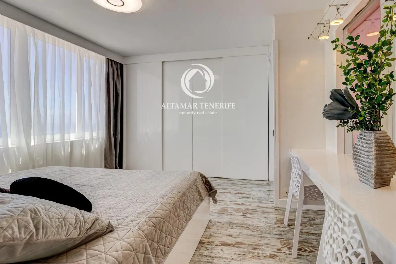 Apartamento con terraza en venta en Costa Adeje, imagen 17