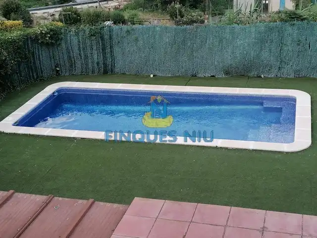 Swimming pool of Houses for sale in Massanes