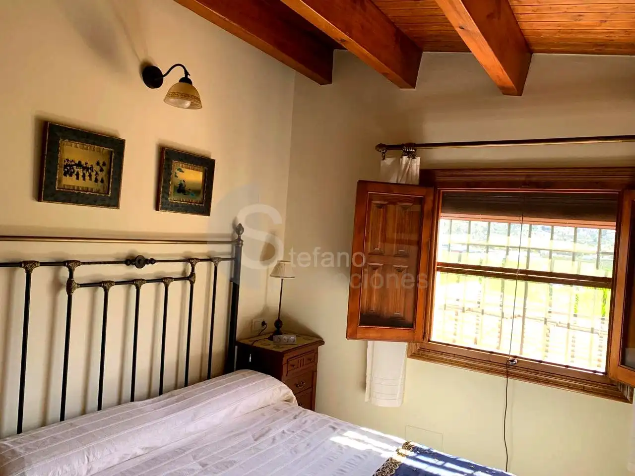 Dormitori de Casa o xalet en venda en Álora amb Aire condicionat, Jardí privat i Terrassa