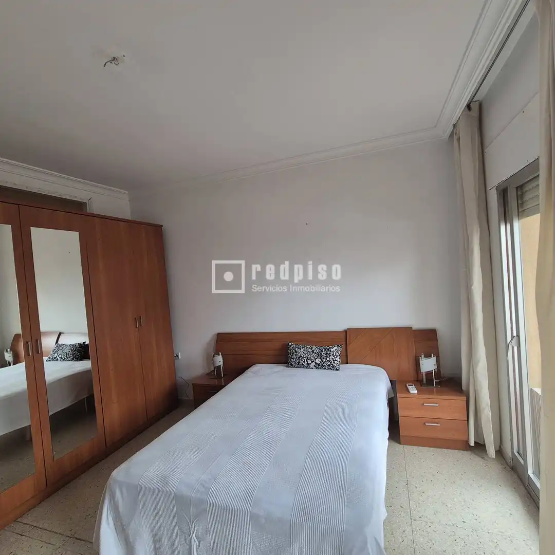 Bedroom of Flat for sale in Sevilla  with Air Conditioner, Heating and Terrace