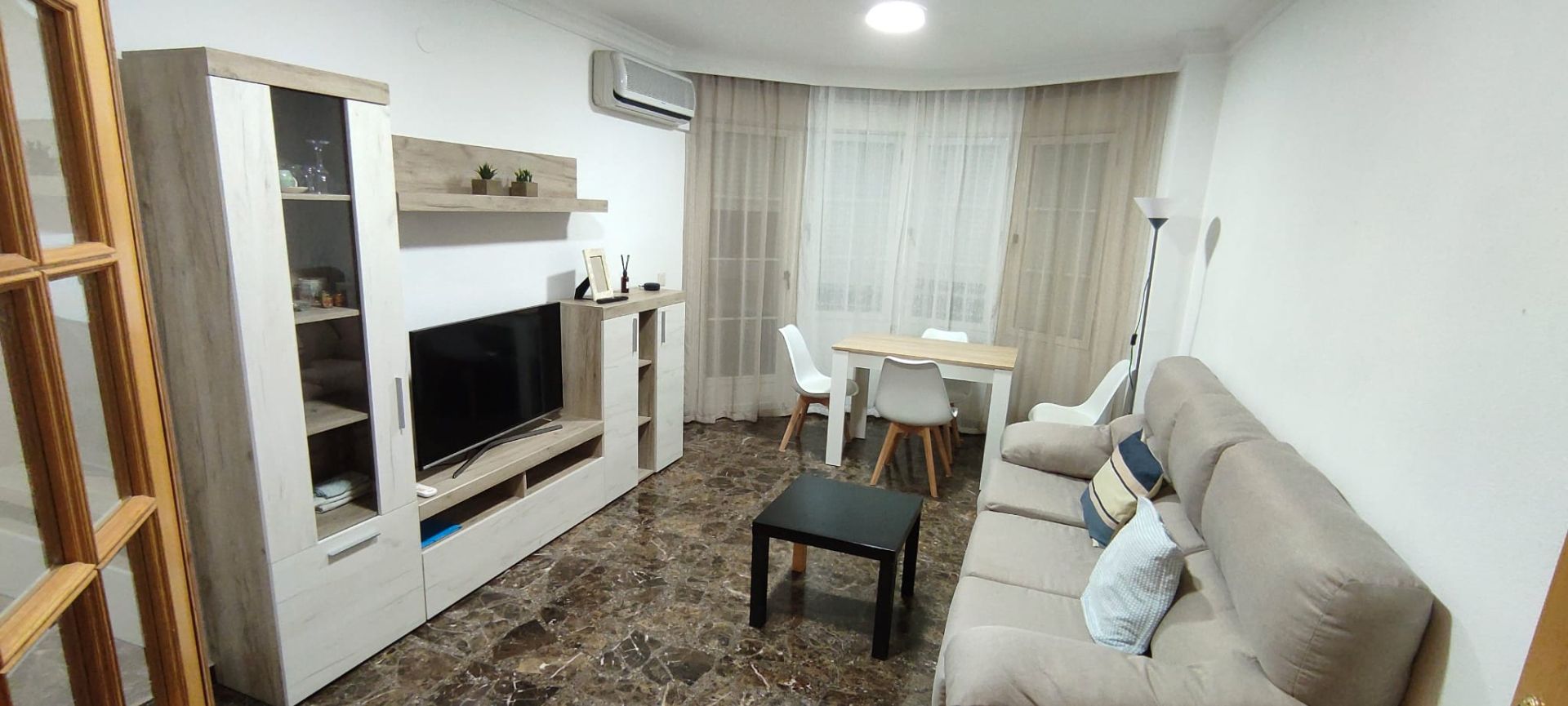 Sala de estar de Apartamento en venta en  Albacete Capital con Aire acondicionado, Calefacción y Terraza