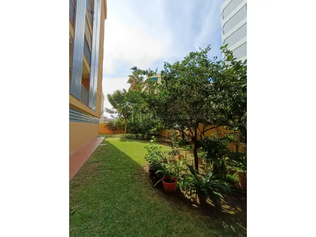Jardí de Pis en venda en Fuengirola amb Jardí privat, Terrassa i Piscina