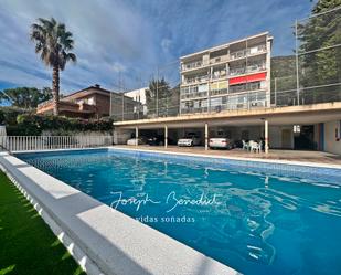 Swimming pool of Flat for sale in Castelldefels  with Air Conditioner, Heating and Private garden