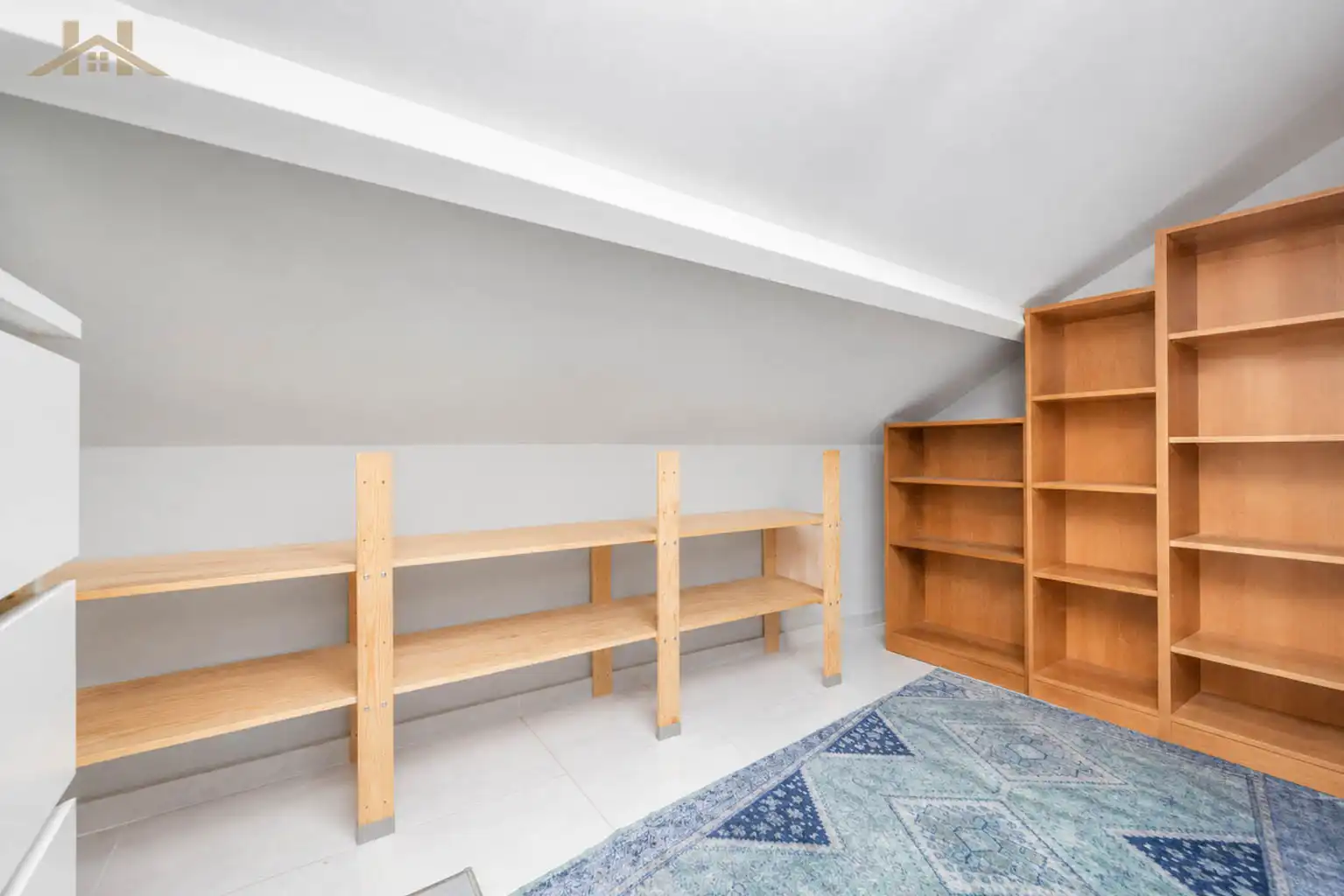 Einfamilien-Reihenhaus zum Verkauf in Madrid mit Klimaanlage, Heizung und Terrasse