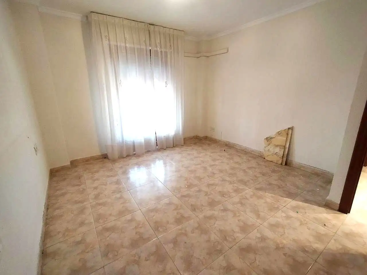 Habitación de Piso en venta en Oliva con Aire acondicionado y Balcón