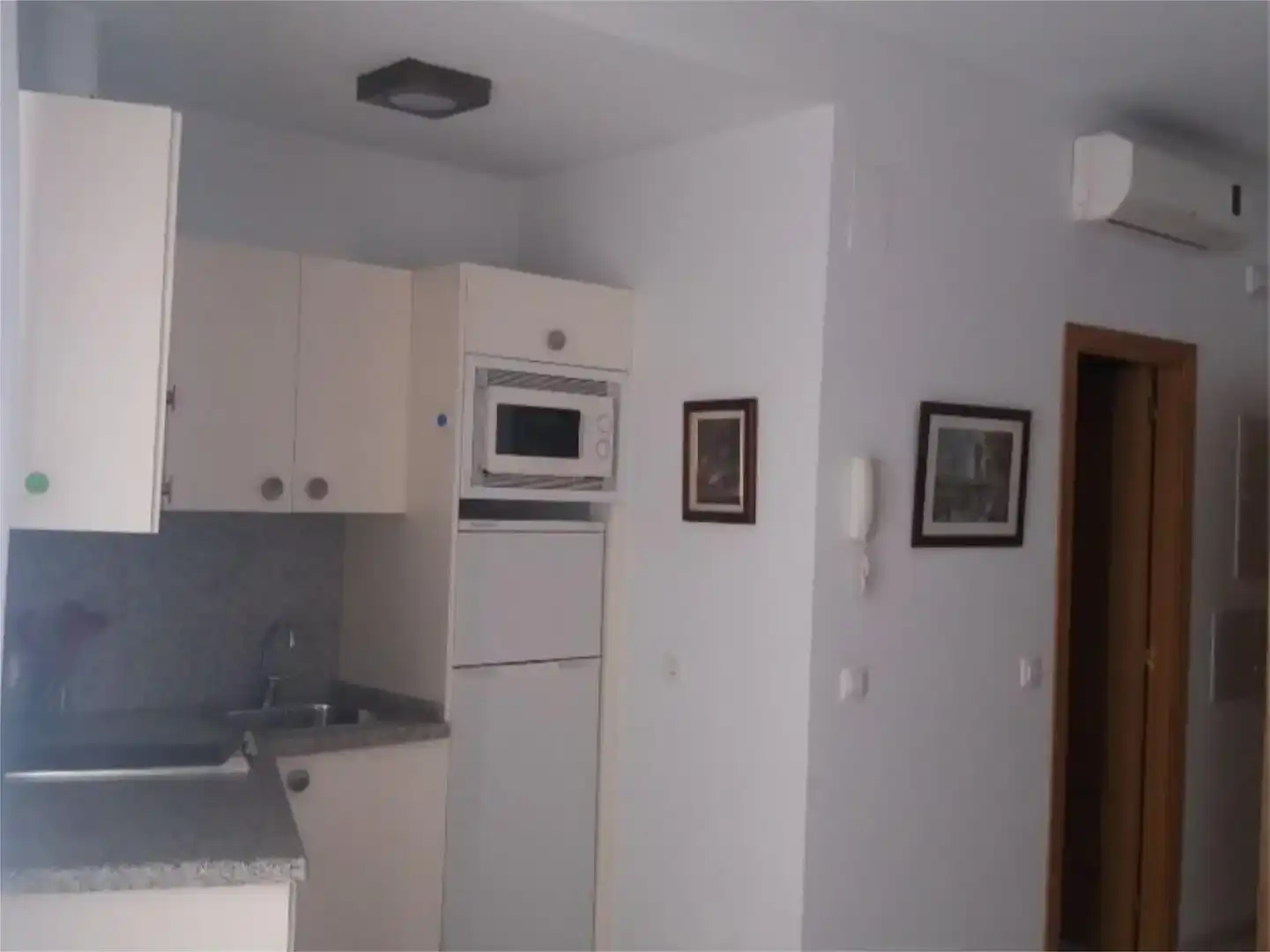 Cuina de Pis de lloguer en Montilla amb Aire condicionat, Moblat i Balcó