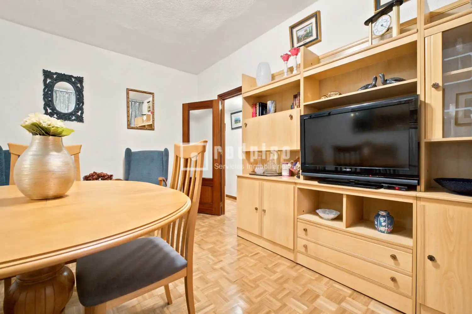 Living room of Flat for sale in Madrid  with Heating, Private garden and Parquet flooring