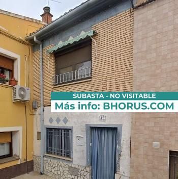 Vista exterior de Casa o xalet en venda en Luceni