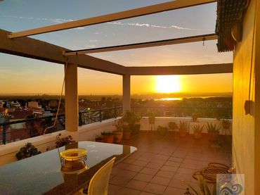 Penthouse with pool for sale in Valdelagrana