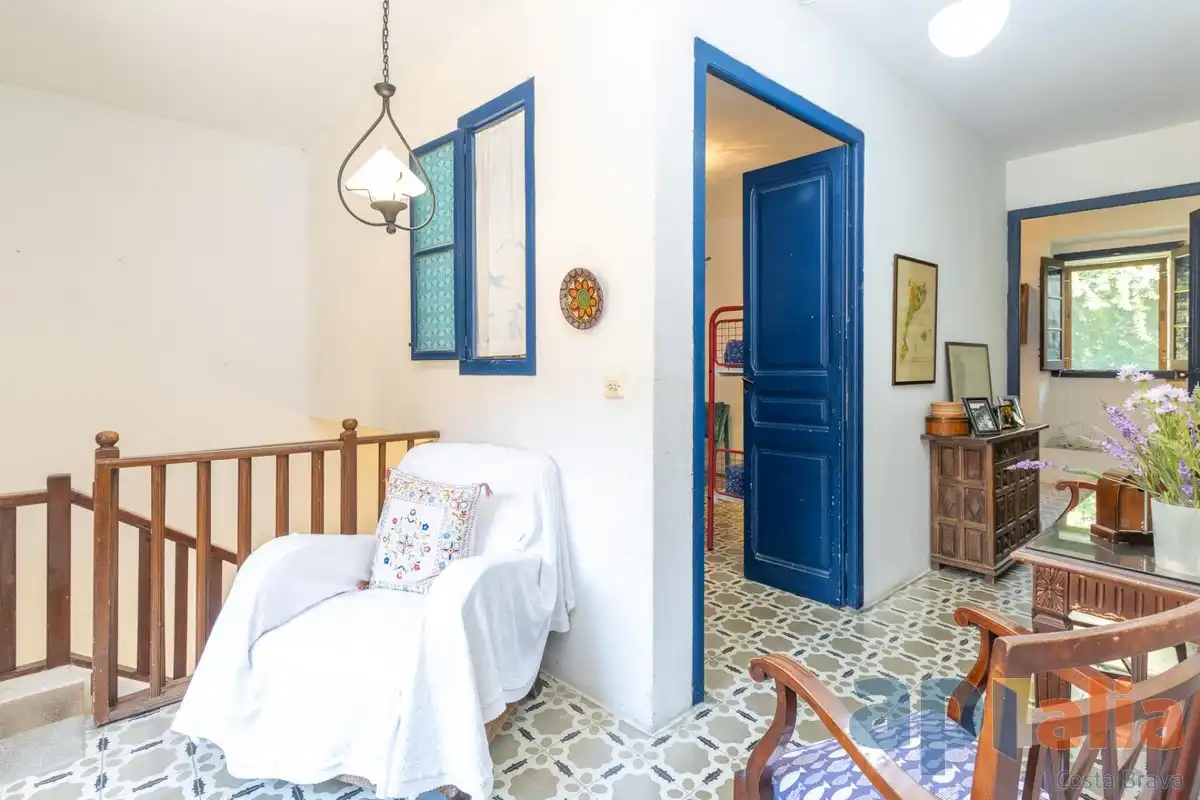 Casa adosada en venda en Begur amb Jardí privat i Moblat