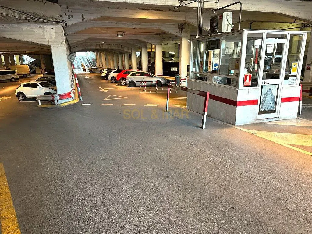 Parking of Garage for rent in Torremolinos
