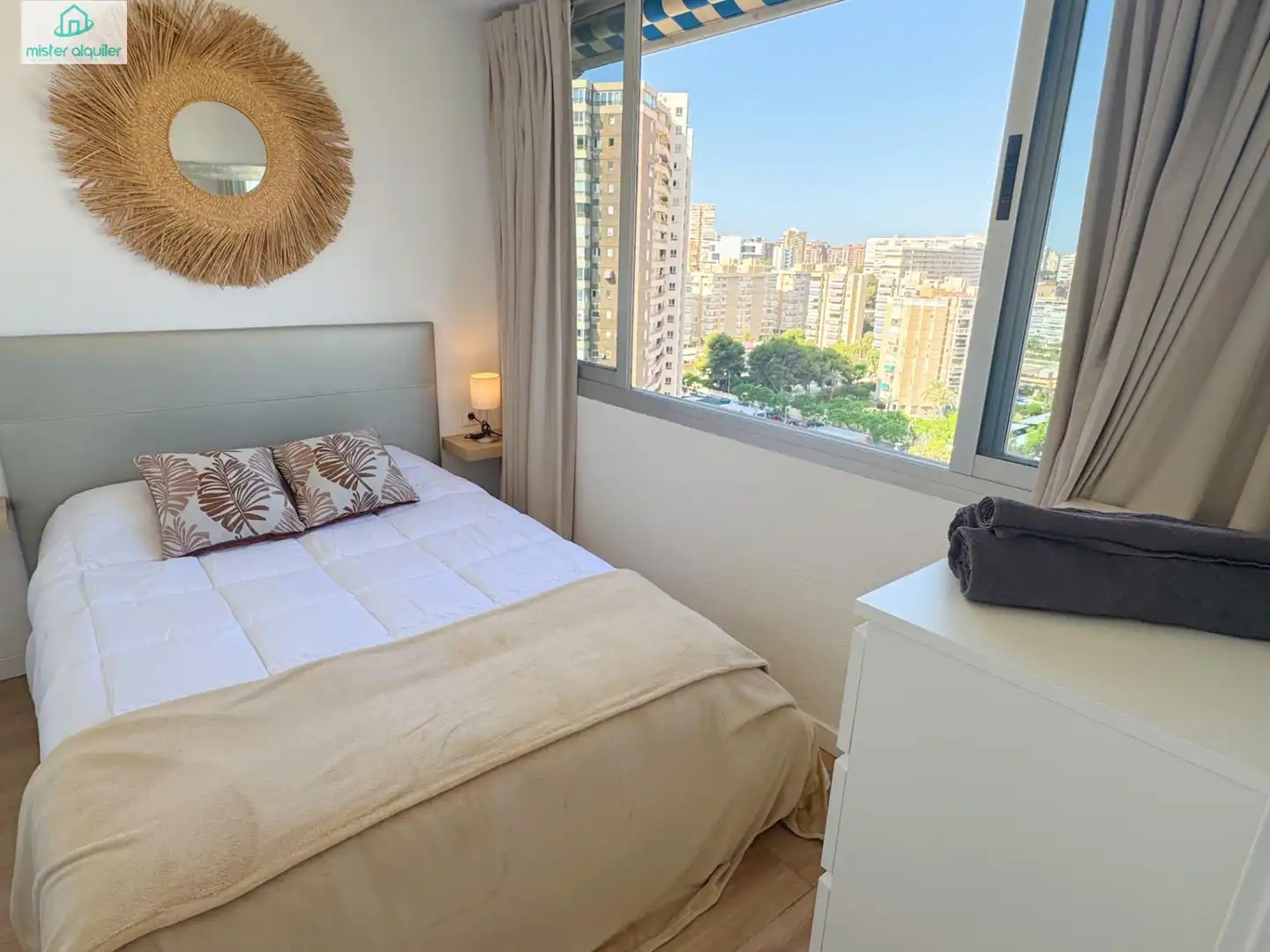Mini appartamento con terrazza in affitto a Avenida de la Costa Blanca 113