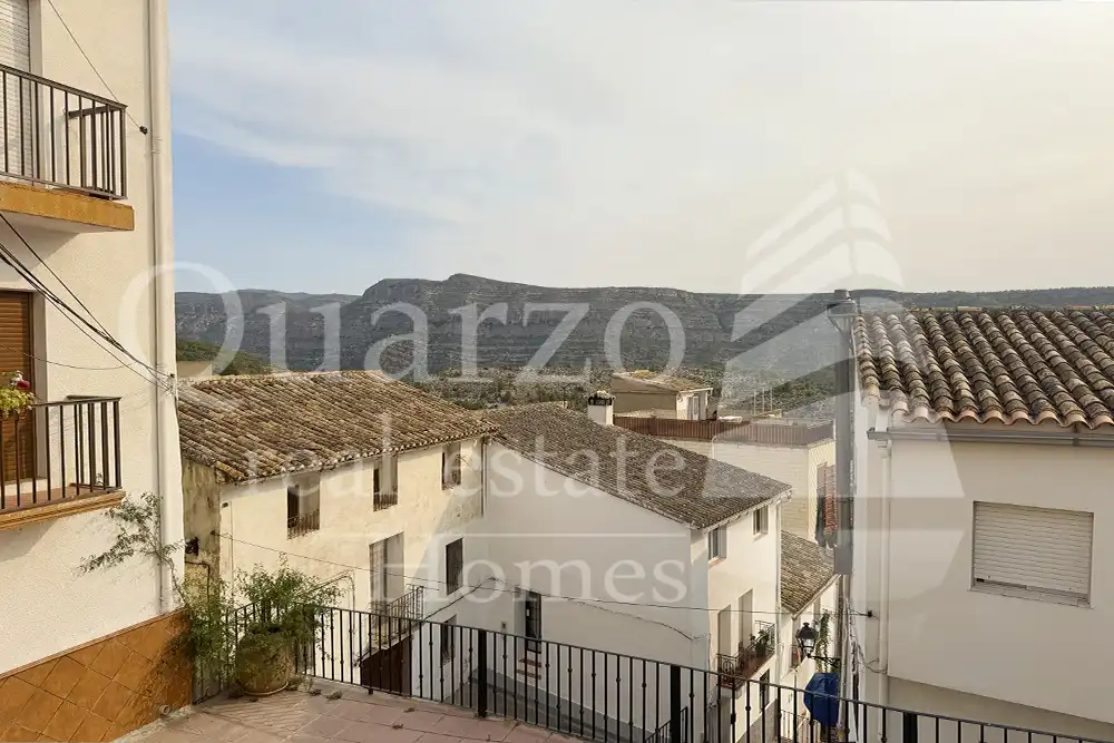 Vista exterior de Casa o chalet en venta en Millares con Calefacción, Terraza y Trastero