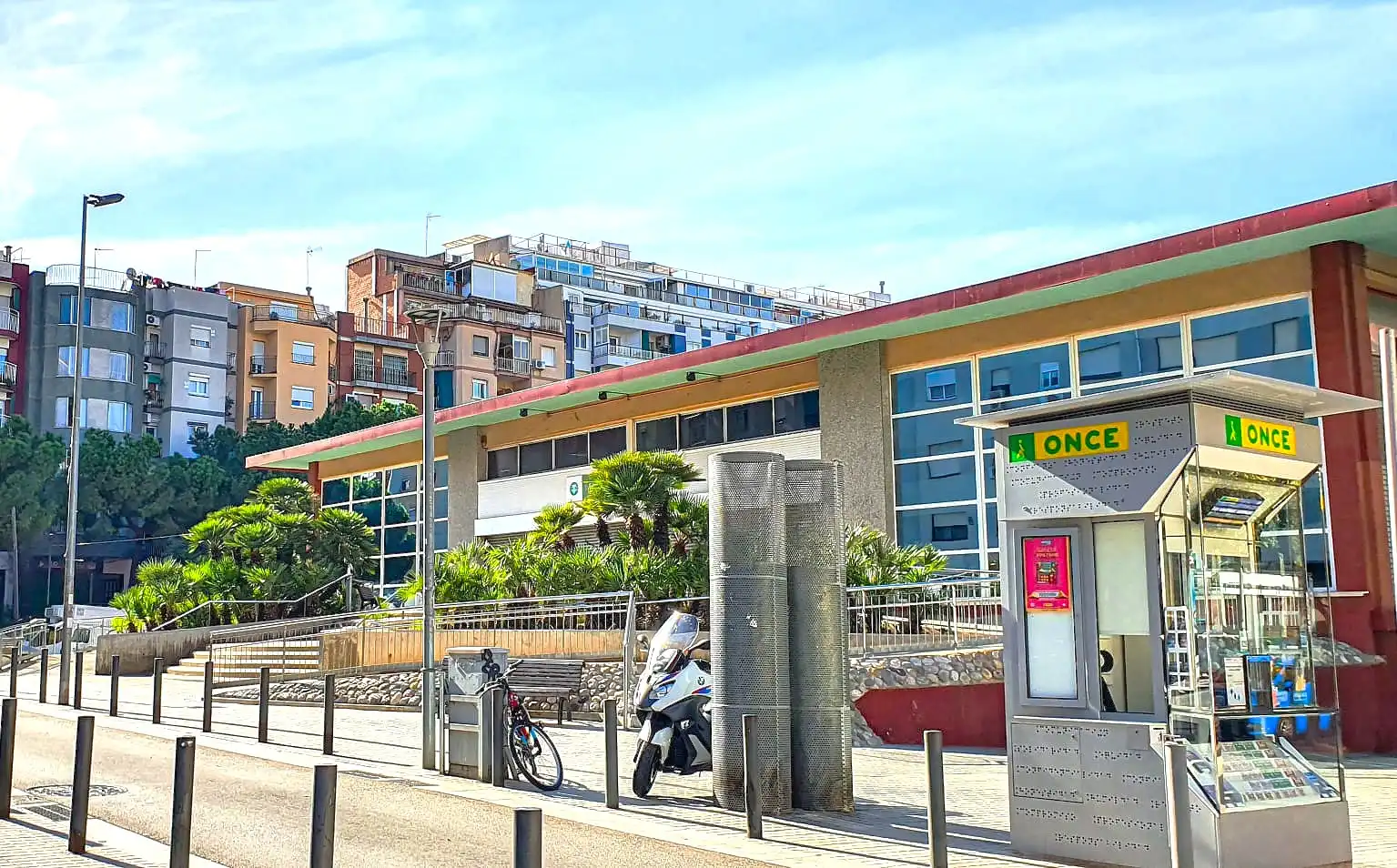 Außenansicht von Büro zum Verkauf in L'Hospitalet de Llobregat mit Klimaanlage, Abstellraum und Alarm