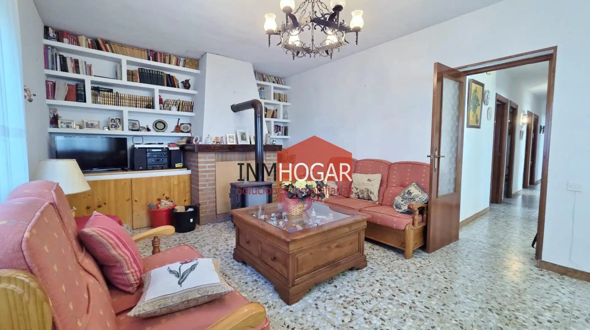 Sala de estar de Casa o chalet en venta en Fontiveros con Jardín privado y Amueblado