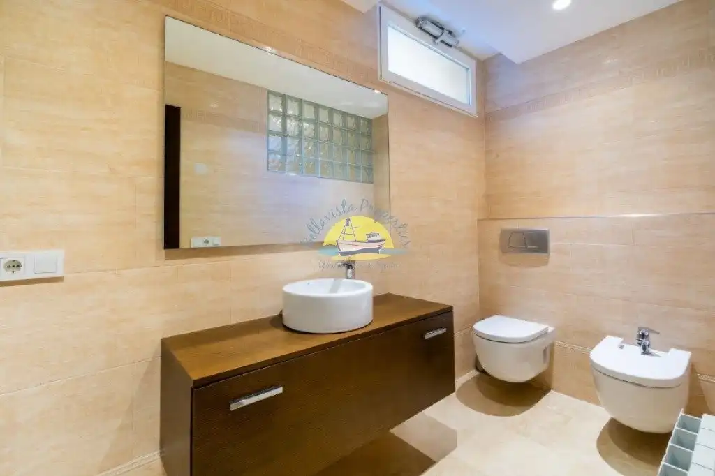 Baño de Casa o chalet en venta en L'Alfàs del Pi con Aire acondicionado, Jardín privado y Terraza
