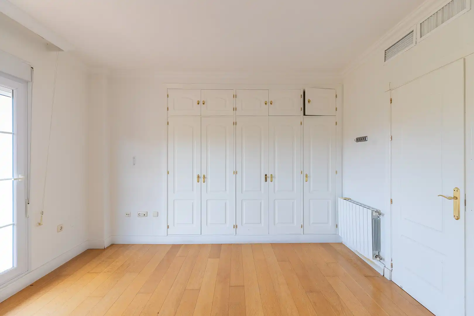 Bedroom of Attic for sale in Málaga  with Air Conditioner, Terrace and Swimming Pool