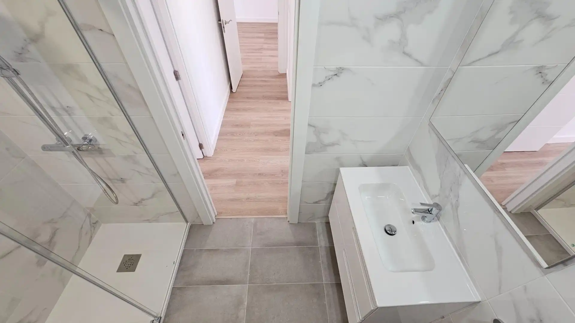 Baño de Piso en venta en Cambre 