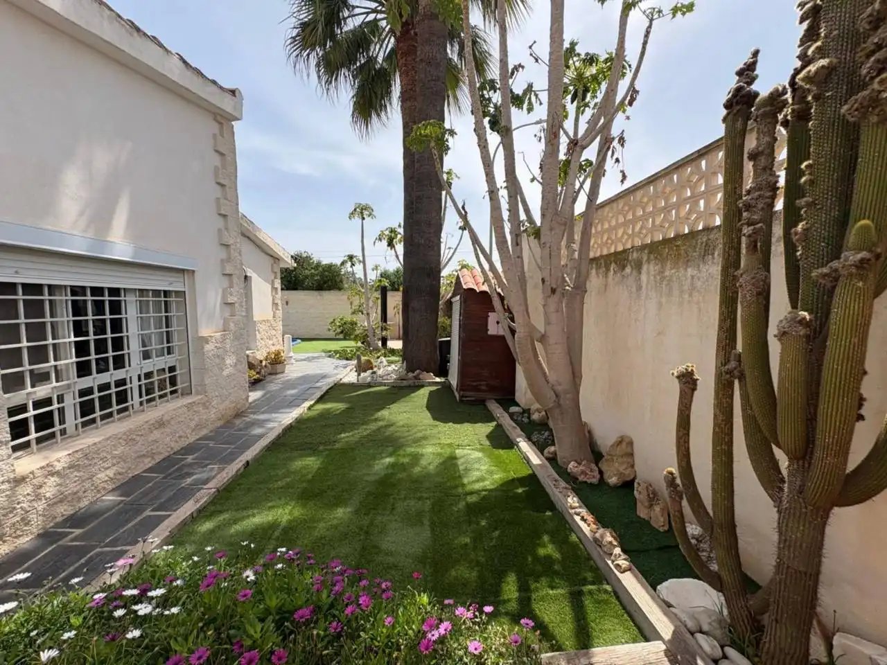 Jardín de Casa o chalet en venta en El Campello con Aire acondicionado, Jardín privado y Terraza