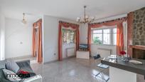 Sala d'estar de Pis en venda en  Granada Capital amb Calefacció, Terrassa i Traster