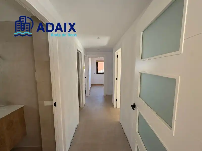 Casa o chalet en venta en Roda de Berà con Calefacción, Terraza y Piscina