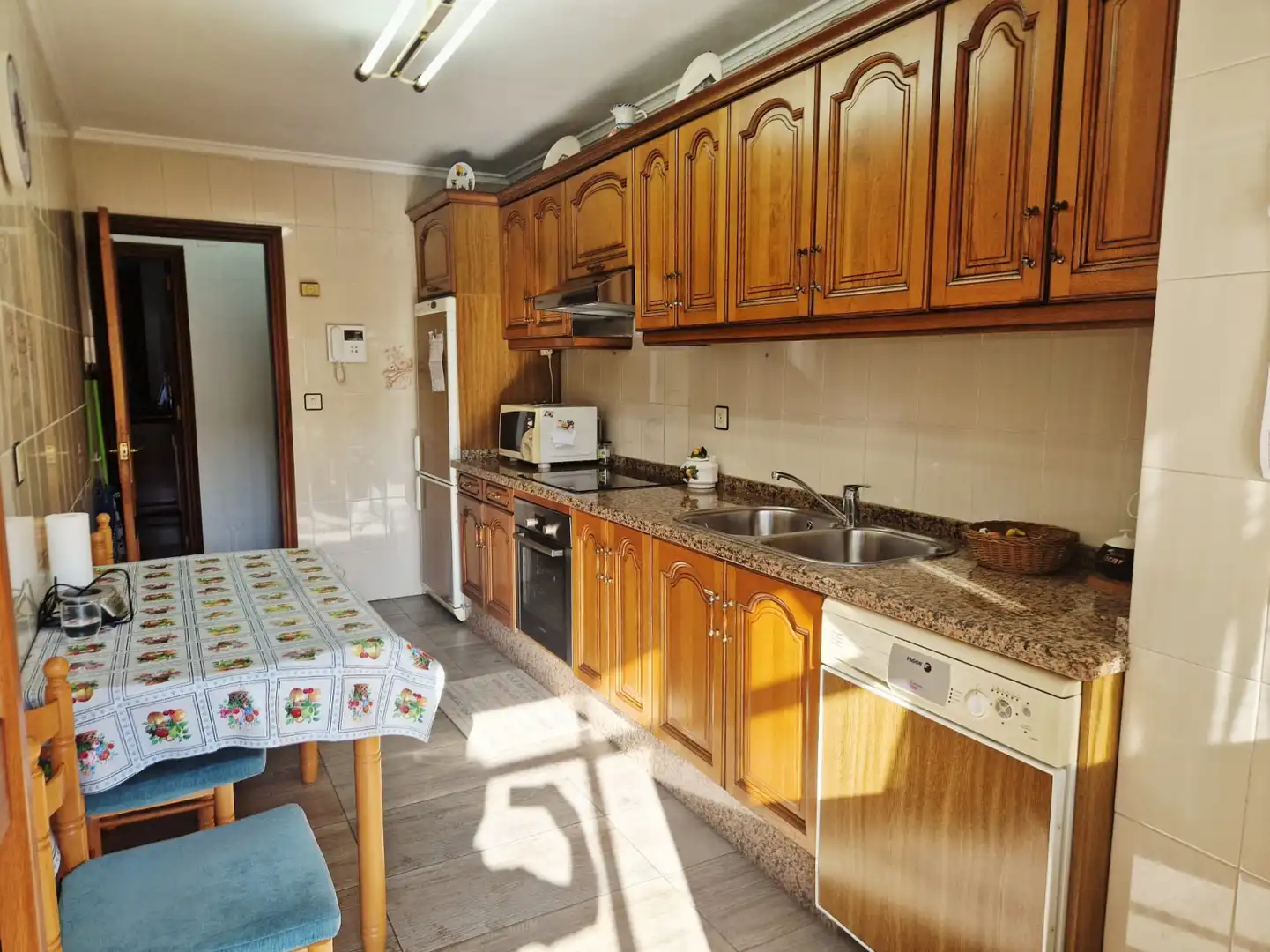 Piso con ascensor en venta en FERNANDO MORAN, imagen 3