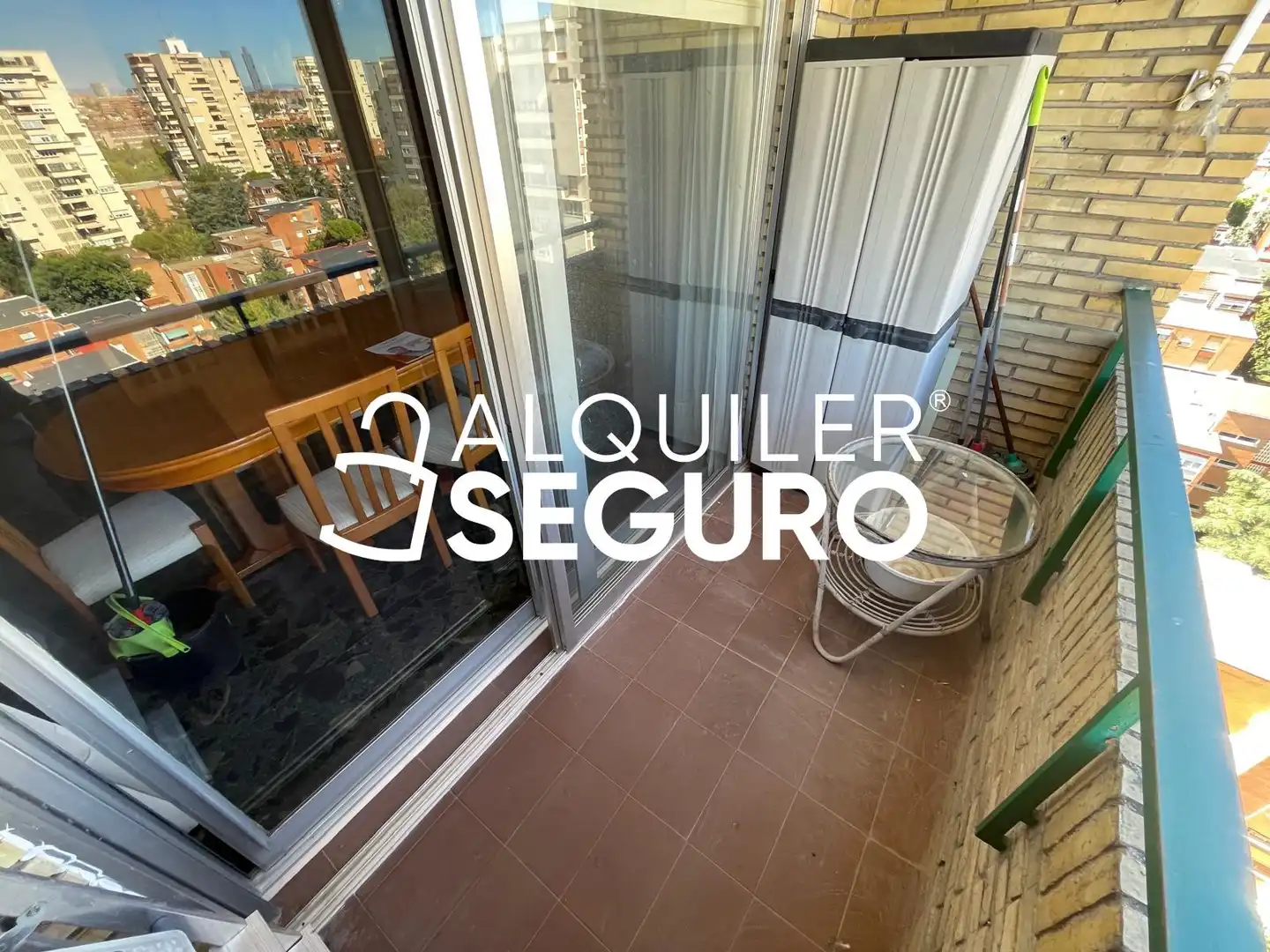 Terraza de Piso de alquiler en Madrid con Calefacción, Terraza y Amueblado