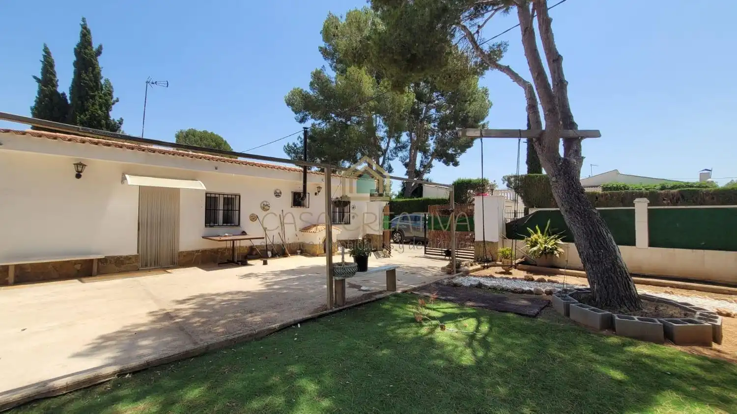 Casa o chalet de alquiler en Calle Segart, Los Pinares - La Masia